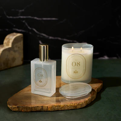 No 08 candle